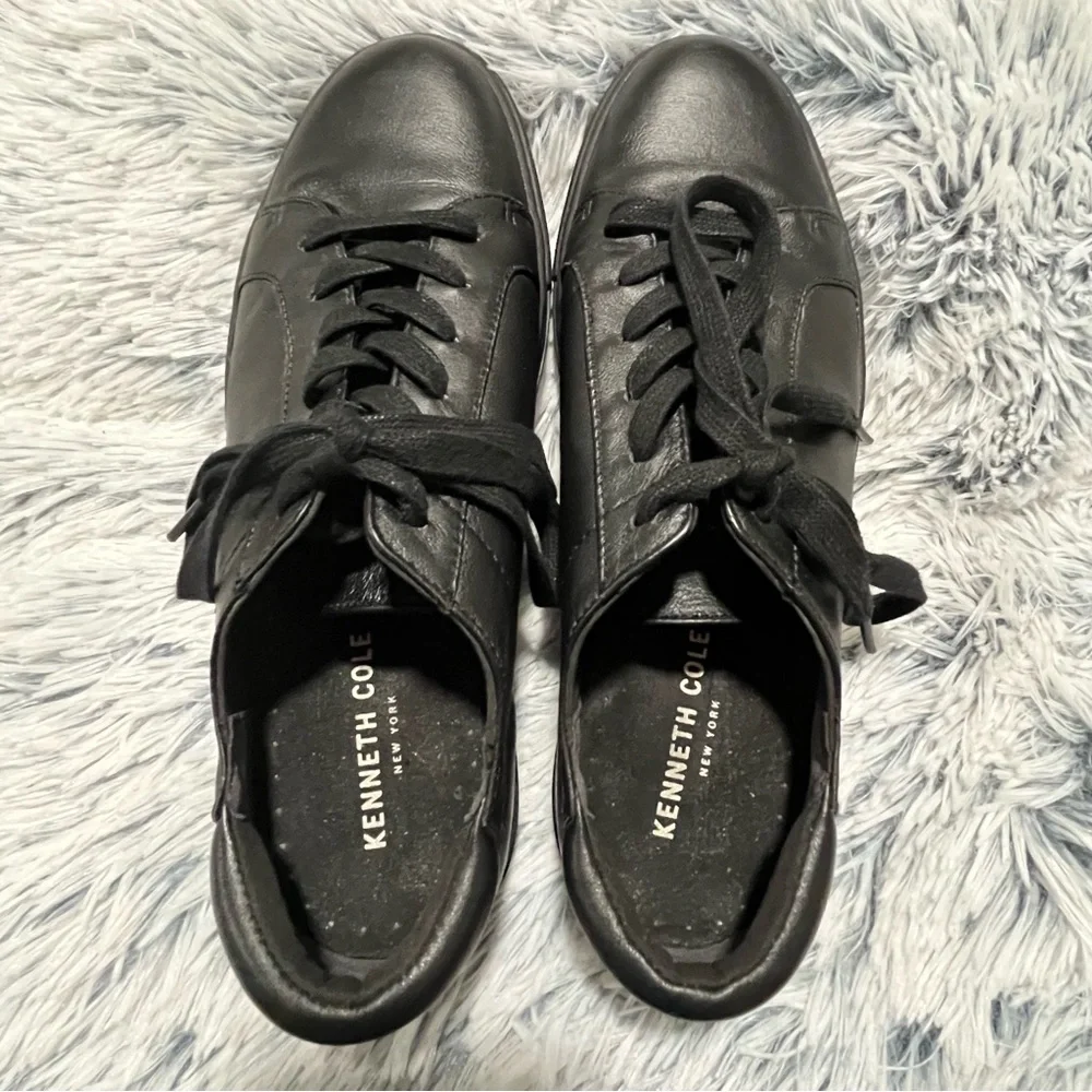 Kenneth Cole Kam Leather Sneakers - Size 6.5